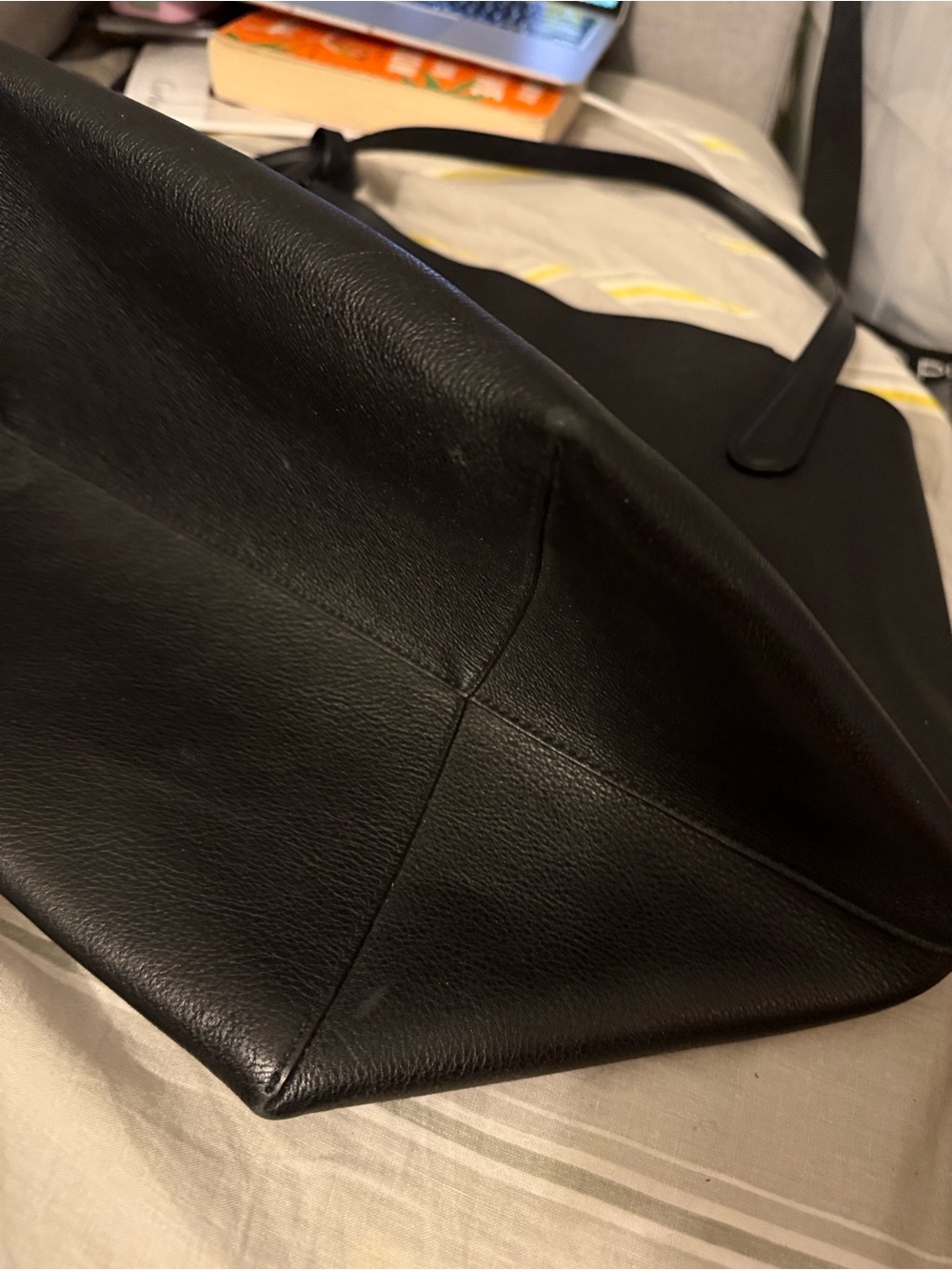 Mansur Gavriel Everyday Soft Leather Tote in BLACK - Picture 5 of 8